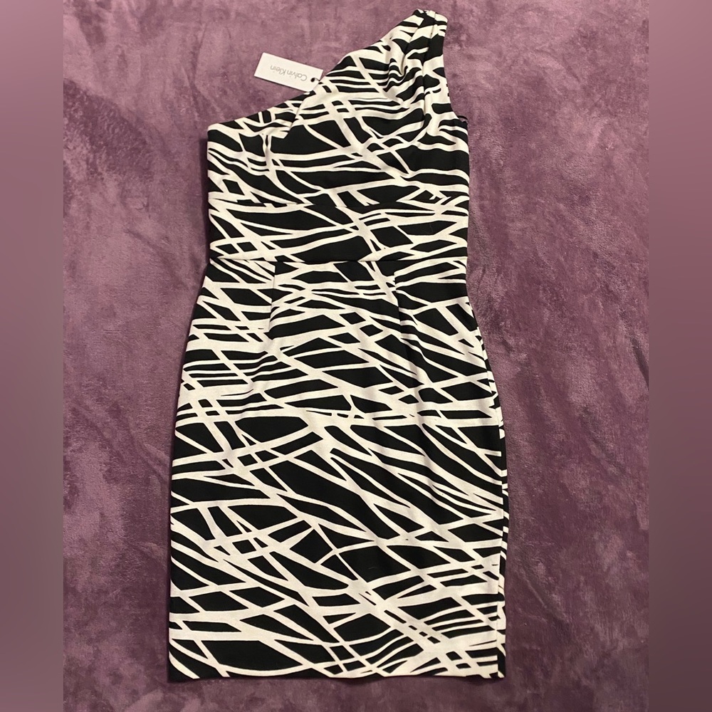 black/white dress